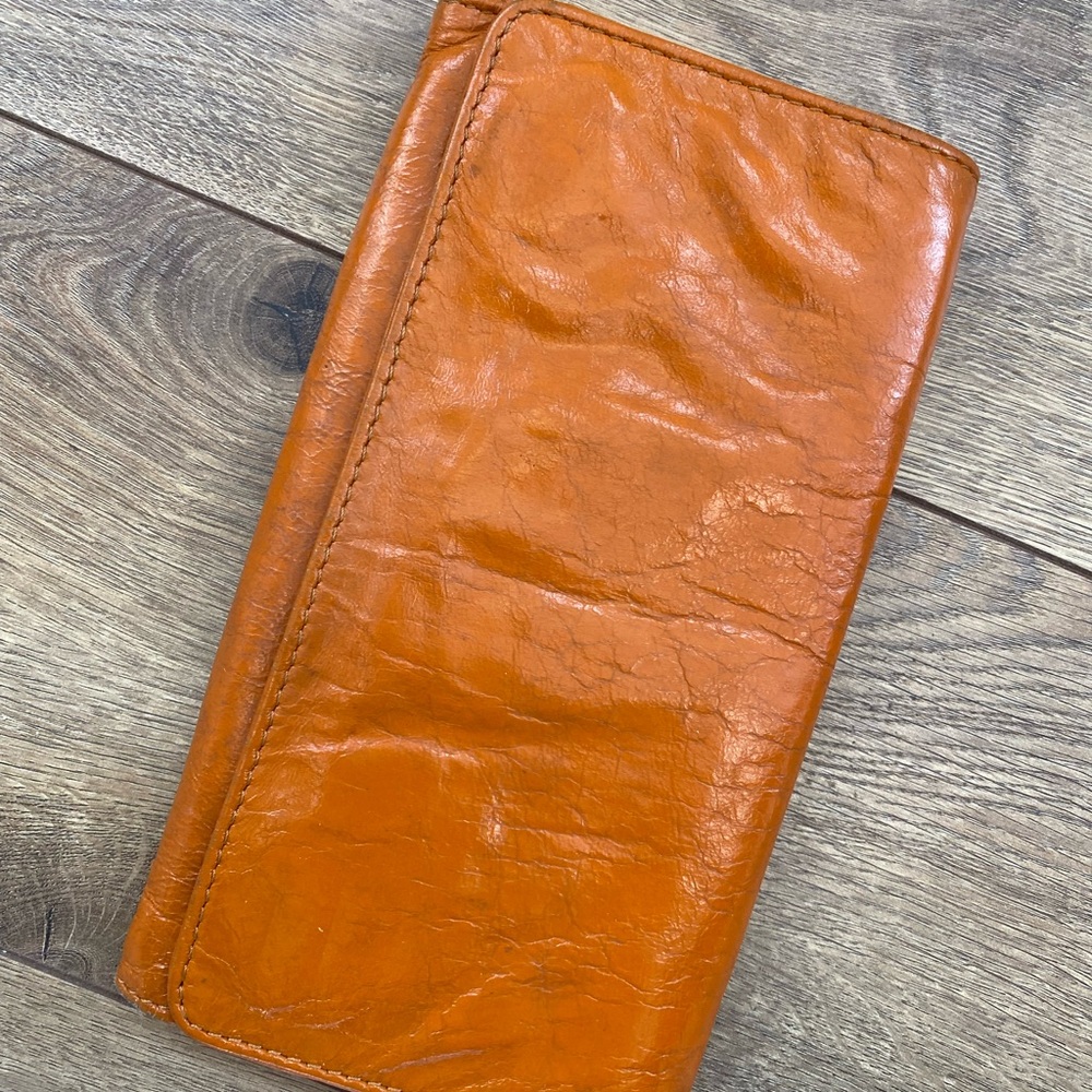 Latico leather wallet